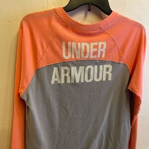 UA Under Armour thin long sleeved Spellout m medium pink gray